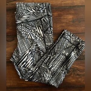 Under Armour Monochrome Patterned Leggings